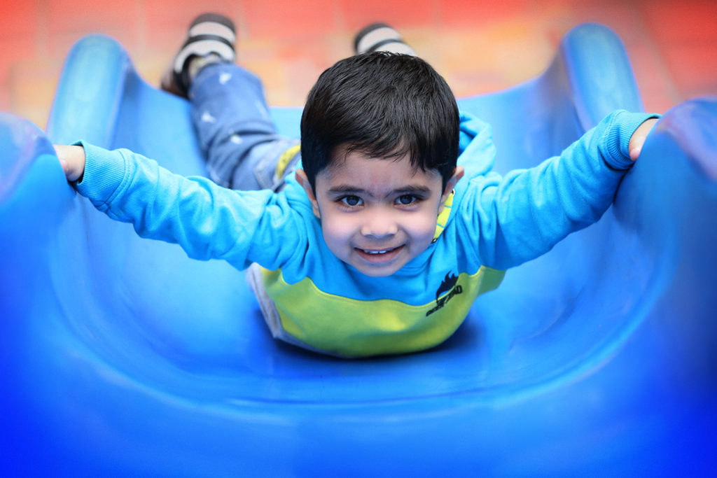 PLAY ZONE