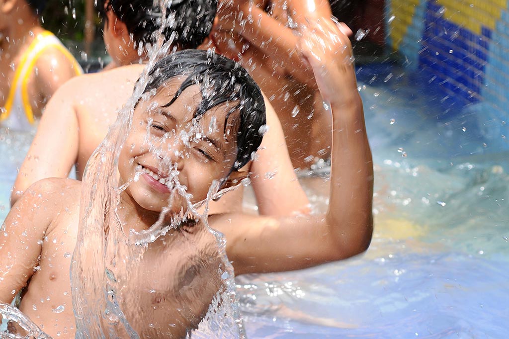 SPLASH POOL
